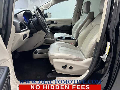 2021 Chrysler Pacifica Touring L