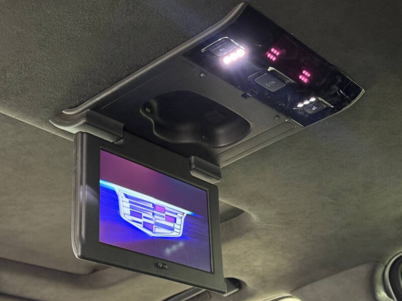 2020 Cadillac Escalade Platinum