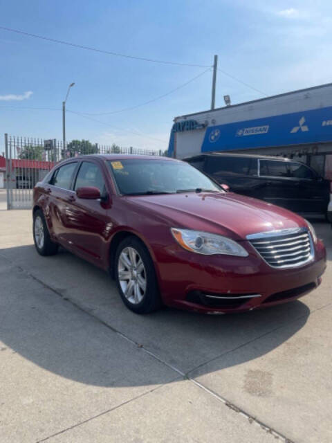 2012 Chrysler 200 for sale at Alpha Auto Sales in Detroit, MI