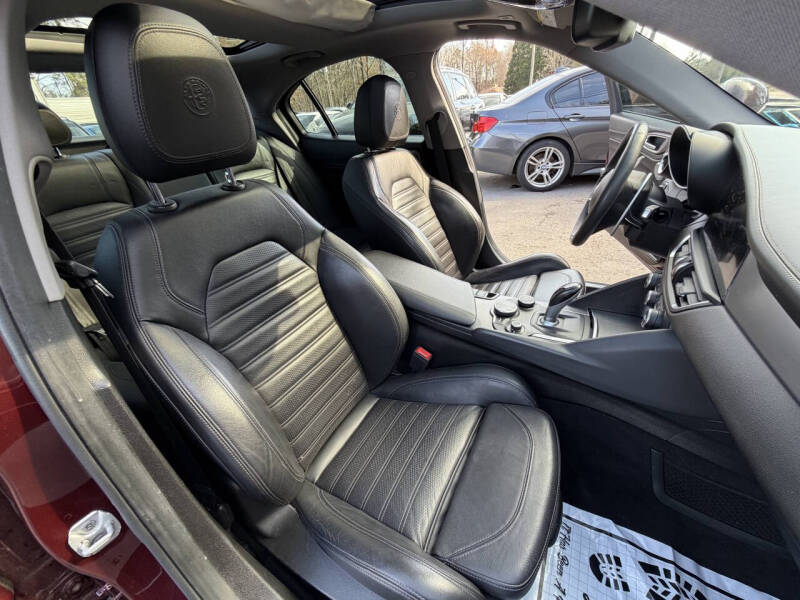 2019 Alfa Romeo Giulia Ti Sport Carbon