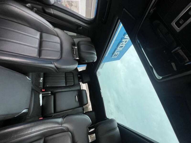 2020 Land Rover Range Rover Sport SE