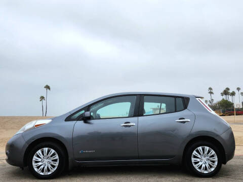2015 Nissan LEAF S