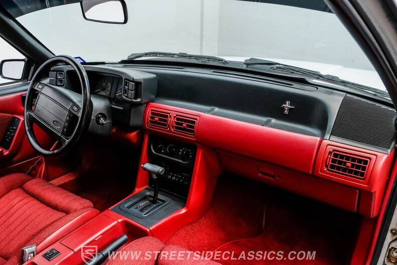 1990 Ford Mustang LX 5.0