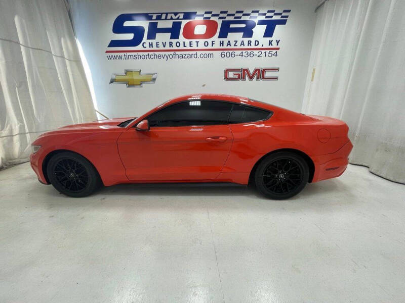 2016 Ford Mustang V6