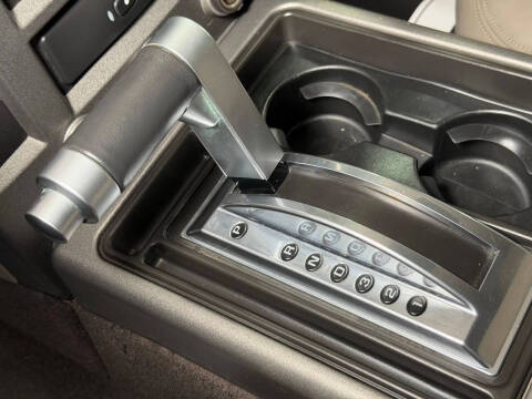 2004 HUMMER H2