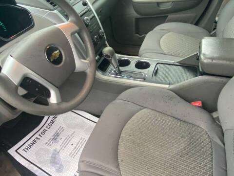 2011 Chevrolet Traverse LS