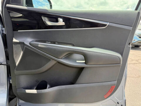 2020 Kia Sorento LX