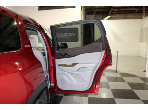 2020 GMC Acadia SLE