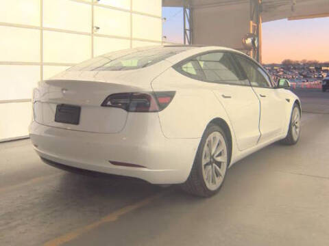 2021 Tesla Model 3 Standard Range Plus