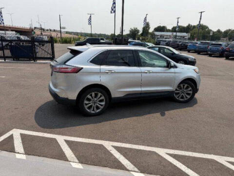 2019 Ford Edge Titanium