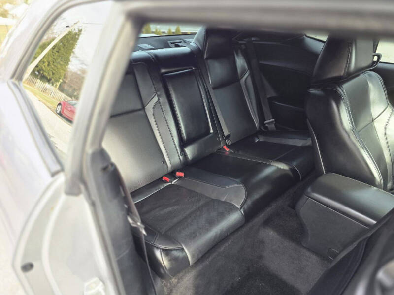 2015 Dodge Challenger SXT Plus