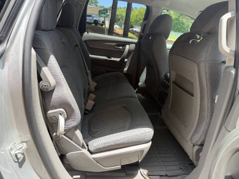 2017 Chevrolet Traverse LS