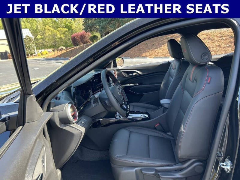 2025 Chevrolet Trax RS