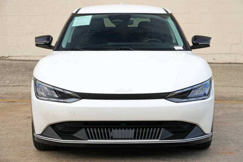 2024 Kia EV6 Light