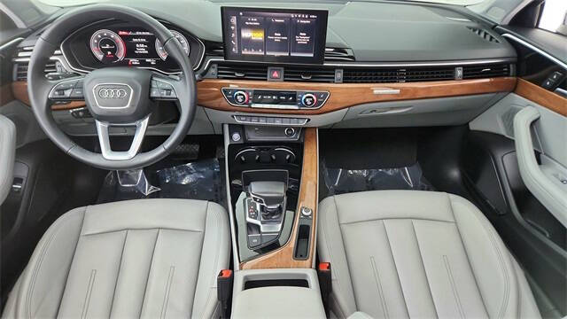 2024 Audi A4 quattro Premium Plus 40 TFSI