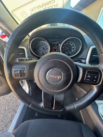 2011 Jeep Grand Cherokee Laredo