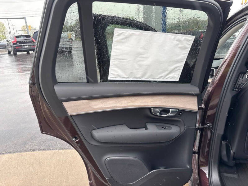 2026 Volvo XC90 B5 Core