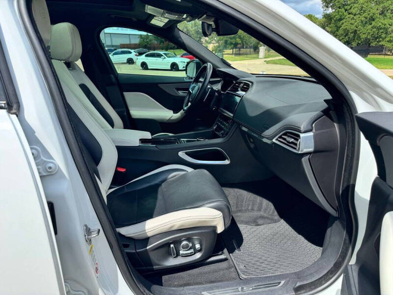 2020 Jaguar F-PACE S