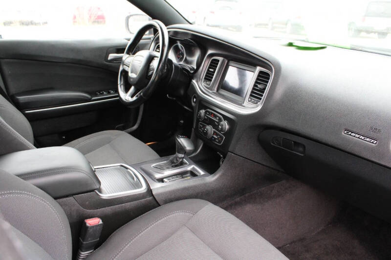 2018 Dodge Charger SXT