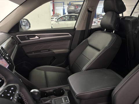 2023 Volkswagen Atlas V6 SE