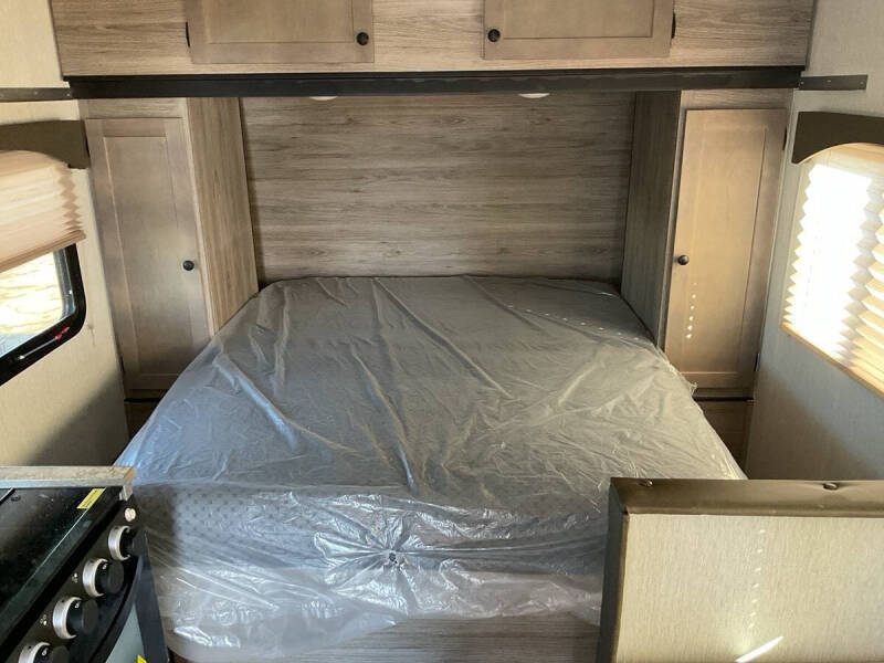 2023 Sunset Park RV Sun Lite