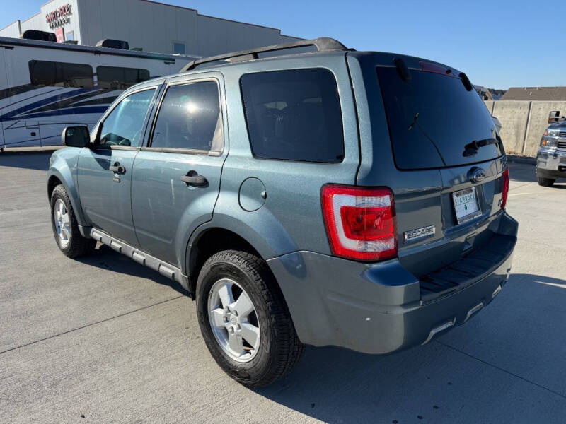 2011 Ford Escape XLT