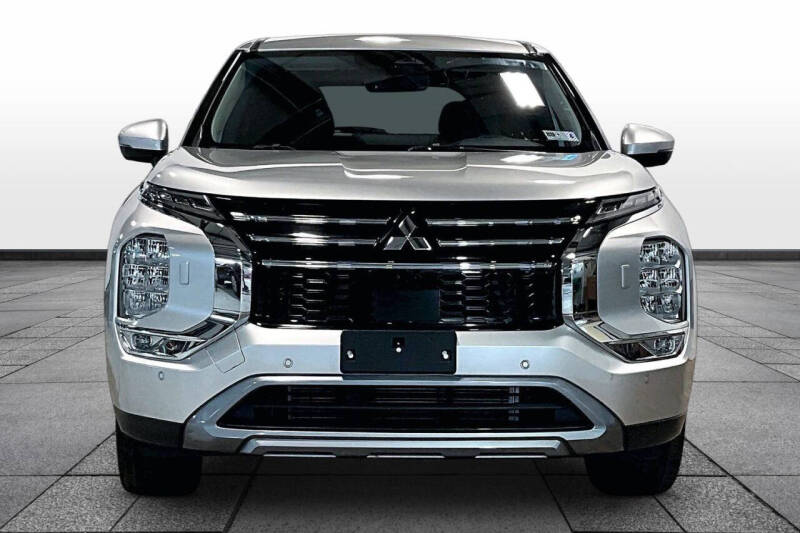 2025 Mitsubishi Outlander