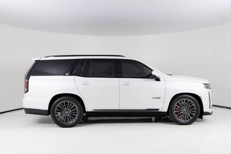 2023 Cadillac Escalade-V