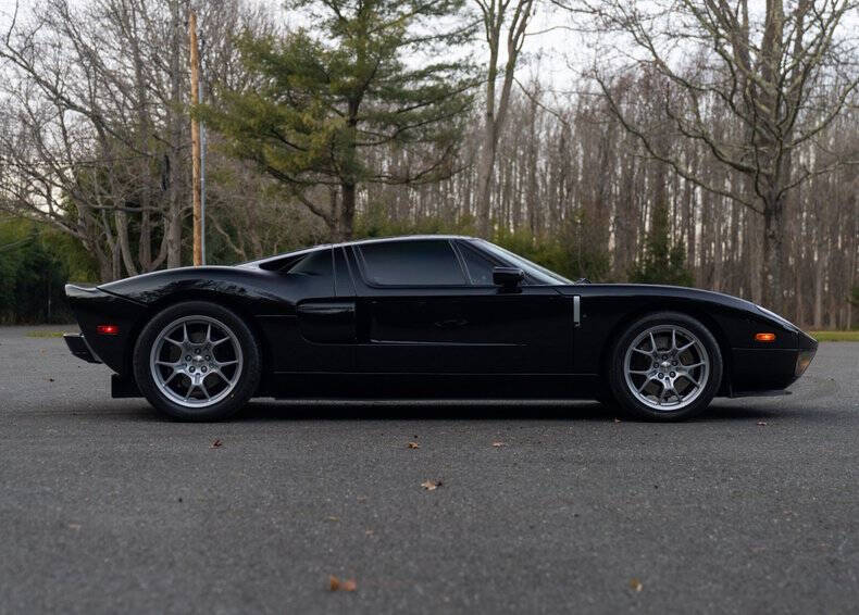2005 Ford GT