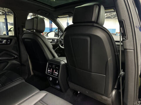 2023 Porsche Cayenne