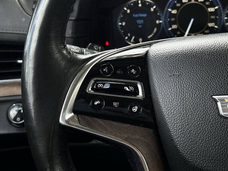 2015 Cadillac Escalade Luxury