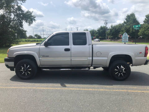 2007 Chevrolet Silverado 2500HD Classic for sale at G&B Motors in Locust NC