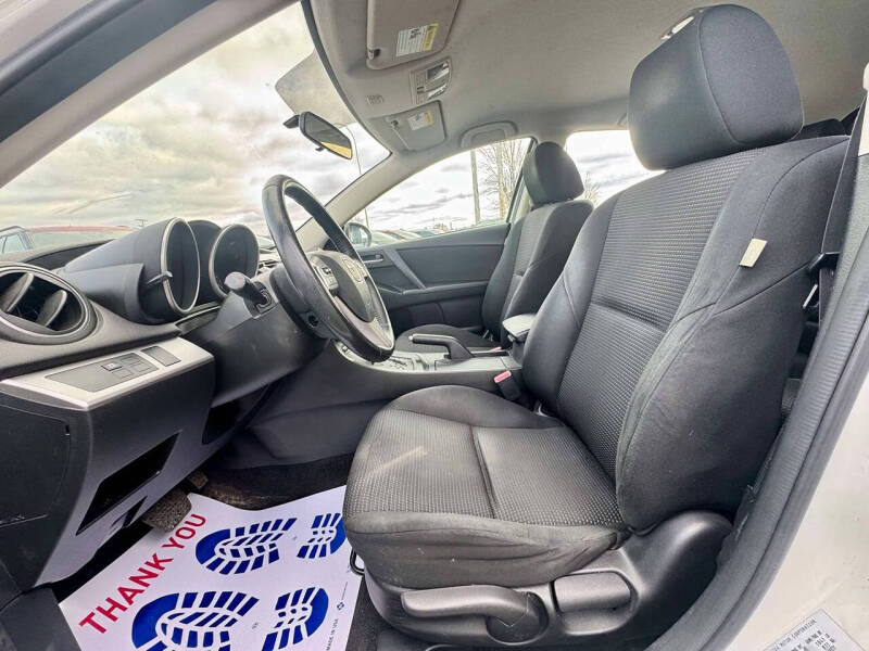 2013 Mazda MAZDA3 i Touring