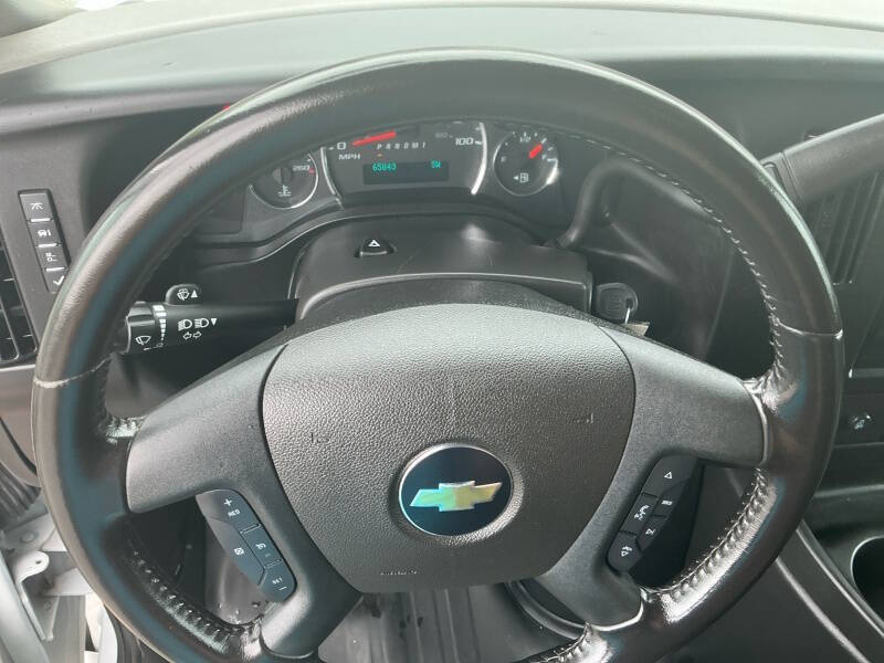 2023 Chevrolet Express 2500