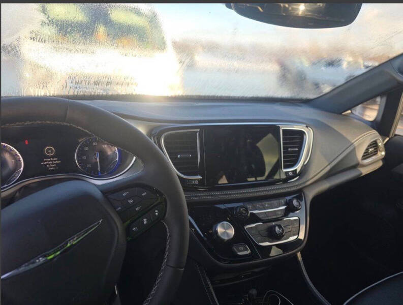 2025 Chrysler Pacifica Limited
