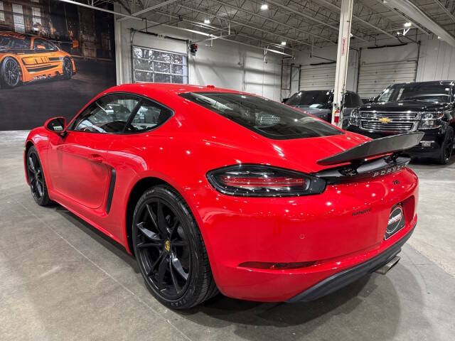 2017 Porsche 718 Cayman