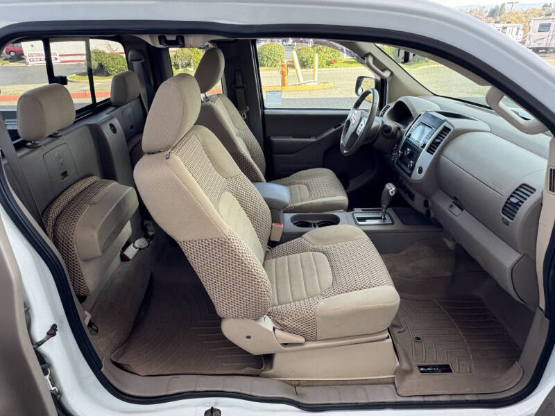 2016 Nissan Frontier SV V6