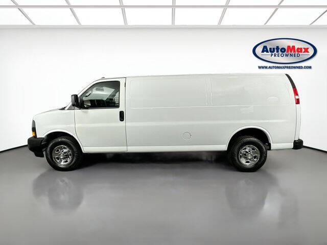 2024 Chevrolet Express 3500