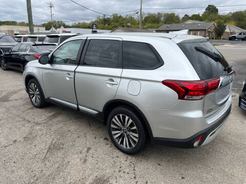 2020 Mitsubishi Outlander ES