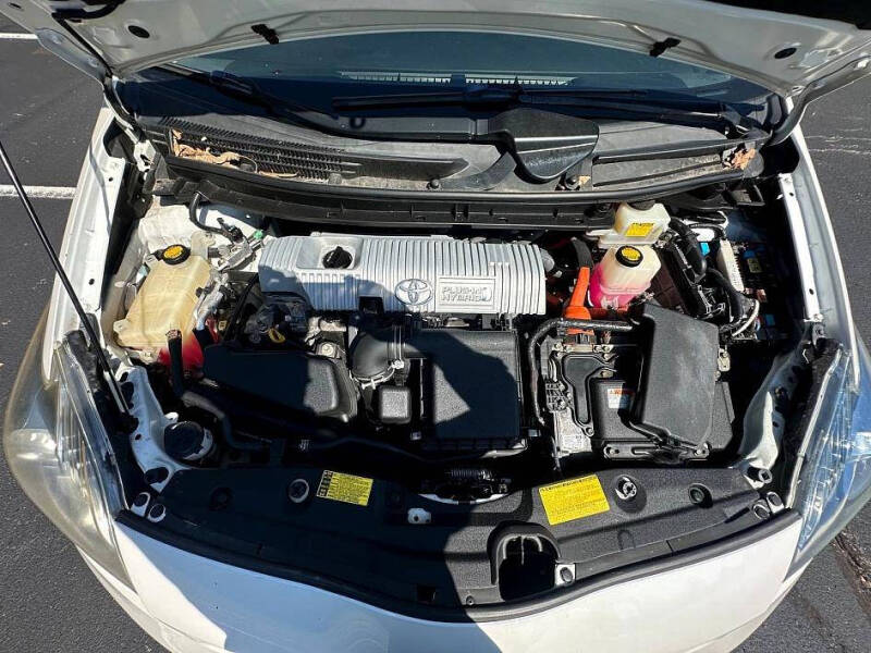 2013 Toyota Prius Plug-in Hybrid