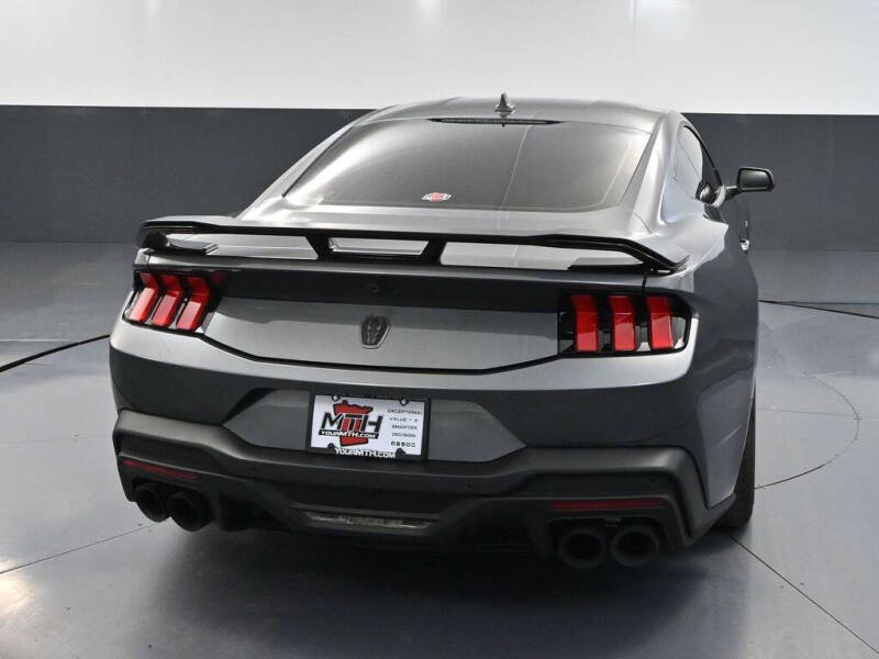 2024 Ford Mustang Dark Horse