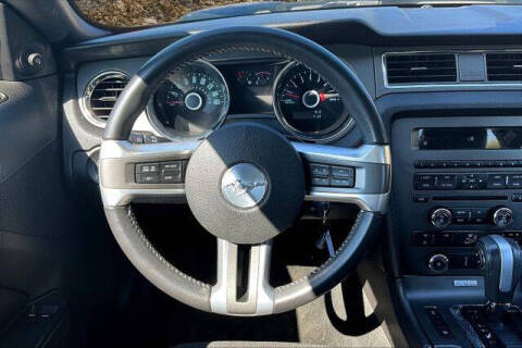 2014 Ford Mustang V6