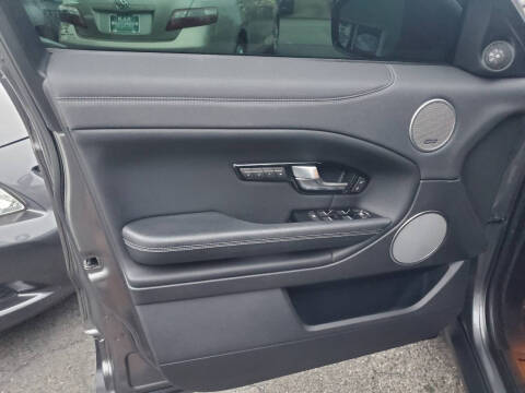 2017 Land Rover Range Rover Evoque SE Premium