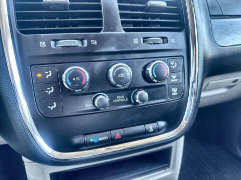 2018 Dodge Grand Caravan SE