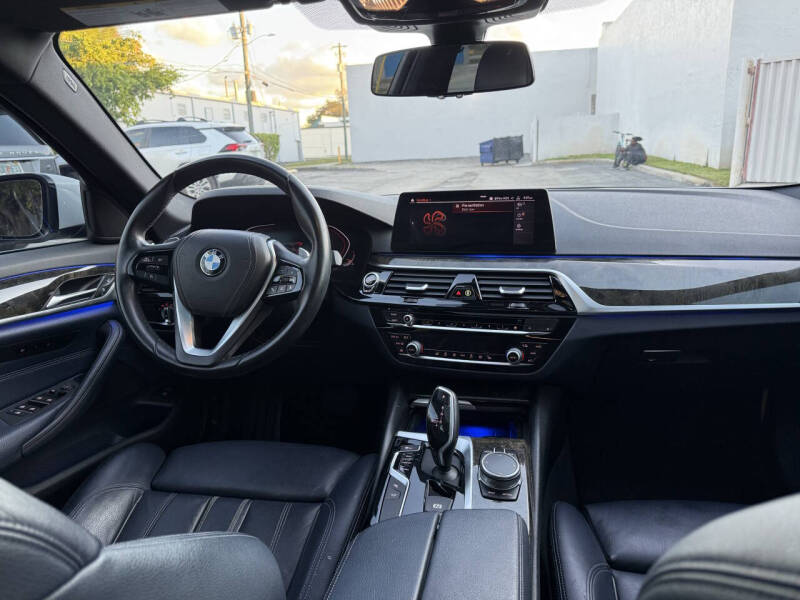 2020 BMW 5 Series 530i