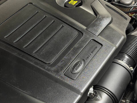 2019 Land Rover Range Rover Velar P250 R-Dynamic SE