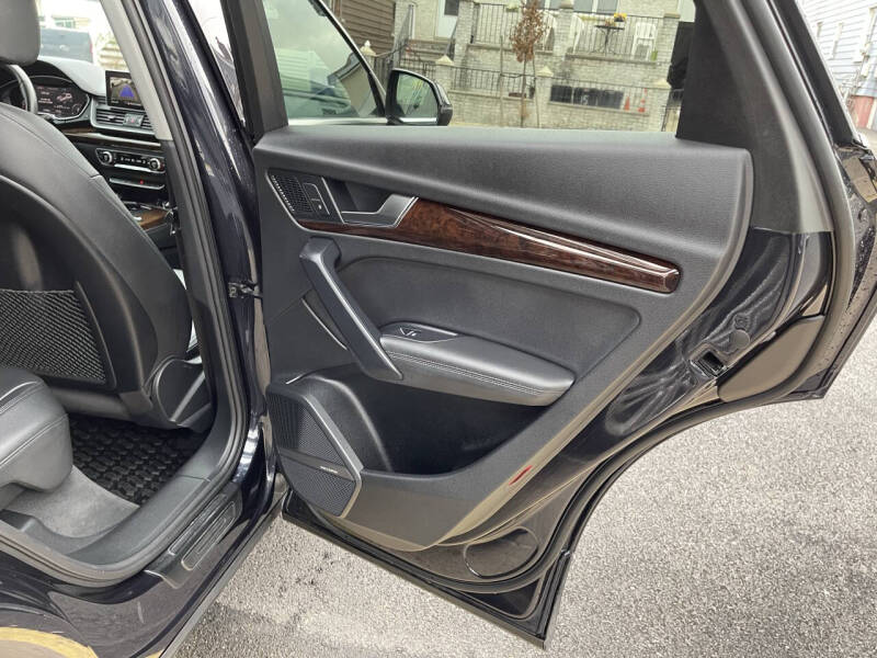 2019 Audi Q5 quattro Premium Plus 45 TFSI