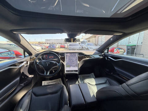 2016 Tesla Model S 90D