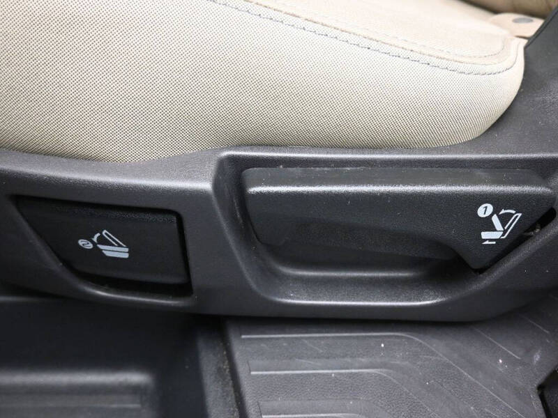 2023 Subaru Ascent Premium 8-Passenger