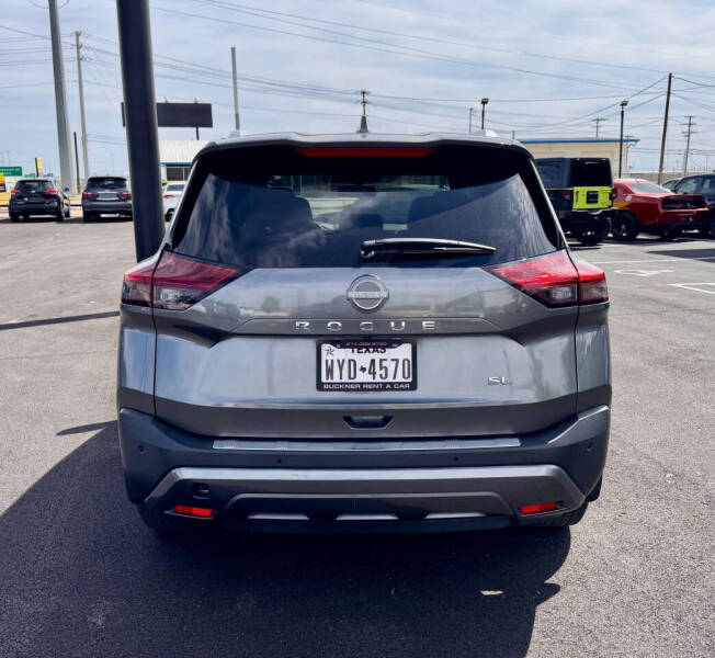 2023 Nissan Rogue SL